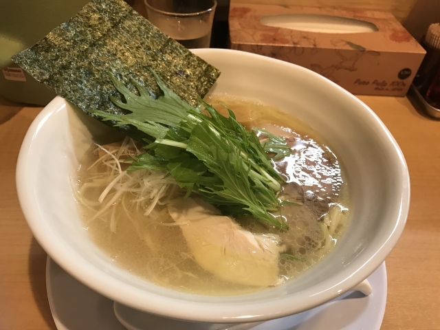 ラーメン 近く 屋 さん の 【感動！】『現在地近くのうまいラーメン屋』を一瞬で探し出す超絶テクニック